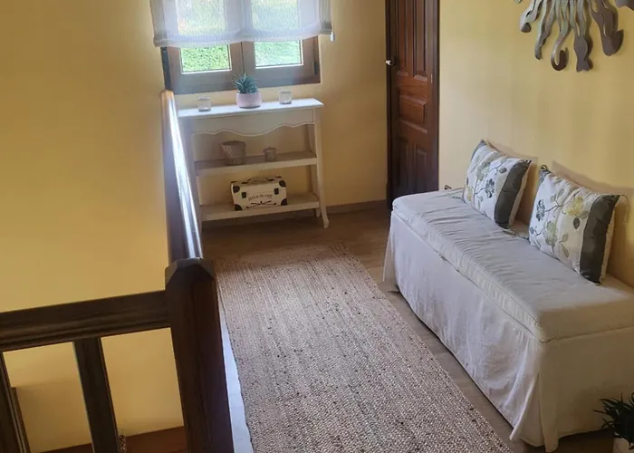 El Rincon De Monica Ла-Корунья